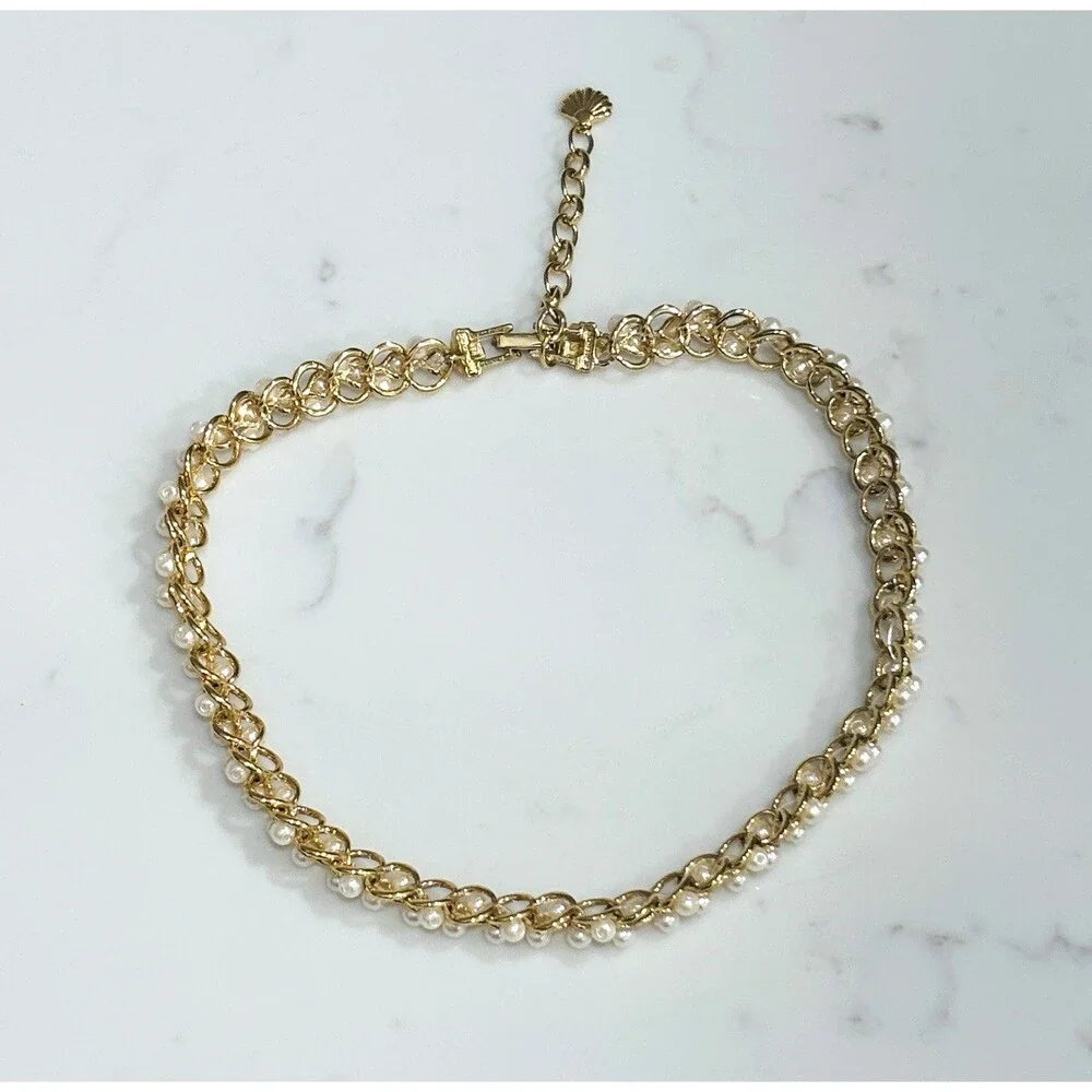 Vintage Richelieu Faux Pearl Gold Tone Woven Collar Choker Necklace